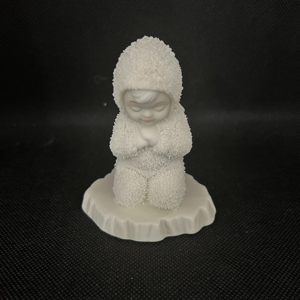 Department 56 Snowbabies "Now I lay me down to sleep" figurine